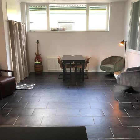 'T Posthuys Bed & Breakfast Leens Dış mekan fotoğraf